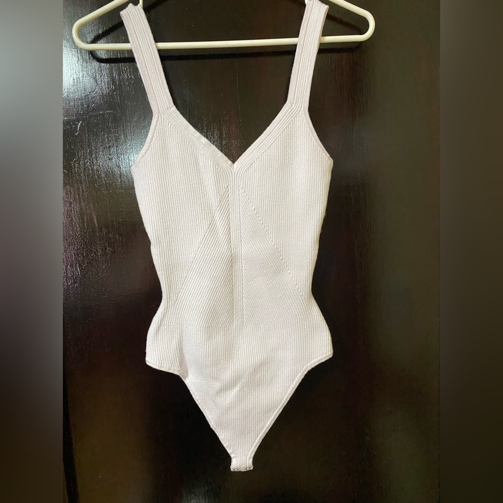 A&F NWOT Elevated Knit V-Neck Bodysuit